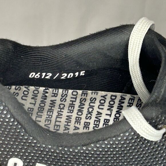 Athletic_Shoes